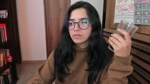 Greta online show from 04.21.26