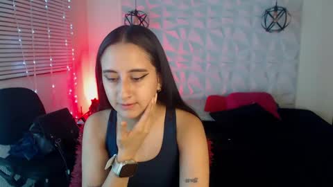 Snapshot of gretta_n_dannie chatting on 01.25.25 Gretta n dannie online show from 01.25.25