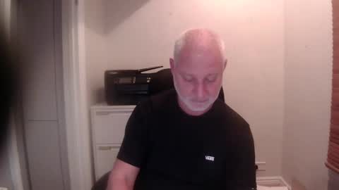 Snapshot of greyfox_6000 chatting on 12.09.24 greyfox_6000 online show from 12.09.24