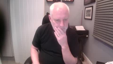 Snapshot of greyfox_6000 chatting on 01.27.25 greyfox_6000 online show from 01.27.25