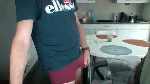 Snapshot of griesie chatting on 12.13.24 Griesie online show from 12.13.24