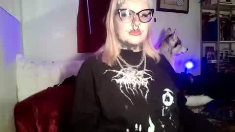 Snapshot of grindhouseho chatting on 03.20.26 Grindhouse online show from 03.20.26