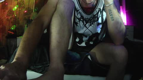 YOUNEEKWAYSTOPLEASEYOU online show from 12.07.24