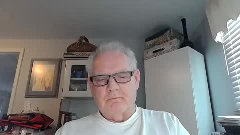 Snapshot of gspotlover1 chatting on 01.19.26 Horny Daddy online show from 01.19.26