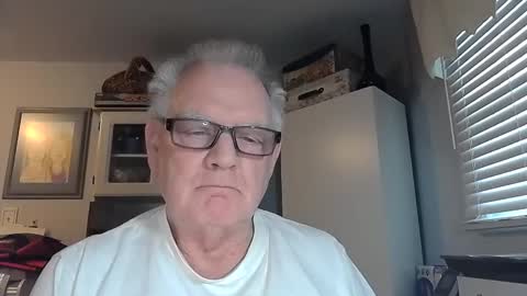 Snapshot of gspotlover1 chatting on 02.05.26 Horny Daddy online show from 02.05.26