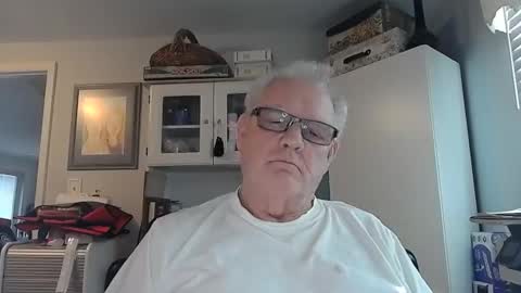 Snapshot of gspotlover1 chatting on 02.09.26 Horny Daddy online show from 02.09.26