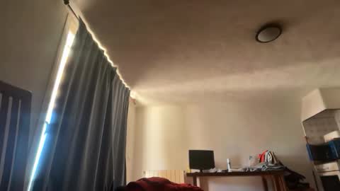 guardiannif_ online show from 04.14.26