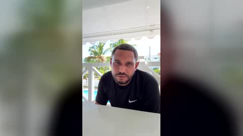 Snapshot of gucci4u2 chatting on 03.22.26 gucci4u2 online show from 03.22.26