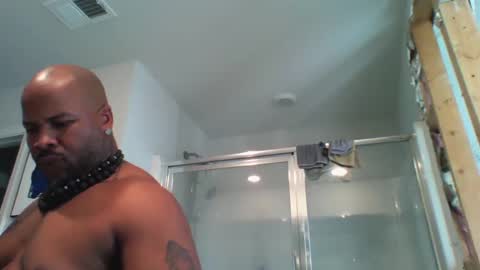 Snapshot of guidedhandstech chatting on 01.22.25 guidedhandstech online show from 01.22.25