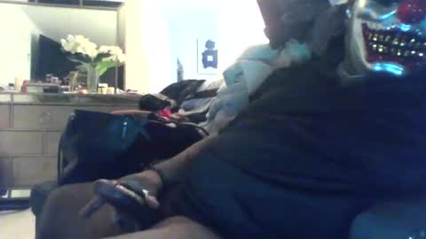 Snapshot of guidedhandstech chatting on 11.02.25 guidedhandstech online show from 11.02.25