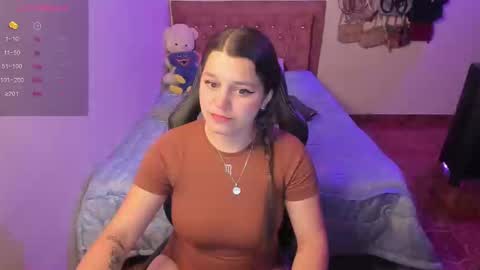Hello Im Julieta Im 25 years old welcome to my room have fun and be happy. online show from 02.25.25
