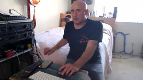 Snapshot of guitarsexgod2 chatting on 06.22.26 guitarsexgod2 online show from 06.22.26