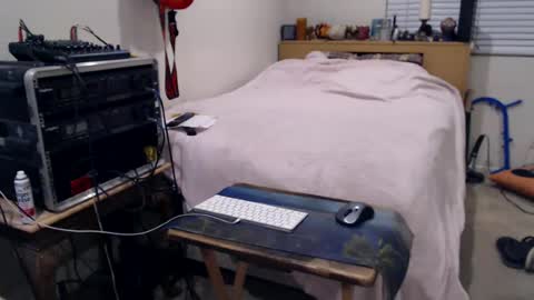 Snapshot of guitarsexgod2 chatting on 07.20.26 guitarsexgod2 online show from 07.20.26