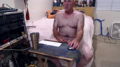 Snapshot of guitarsexgod2 chatting on 07.26.26 guitarsexgod2 online show from 07.26.26