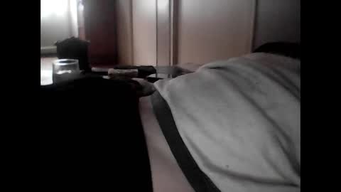 Snapshot of guizmeau72 chatting on 02.10.25 guizmeau72 online show from 02.10.25