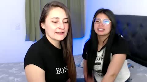 Snapshot of gumball_room chatting on 01.21.25 Vane blonde and Hazell black hair online show from 01.21.25