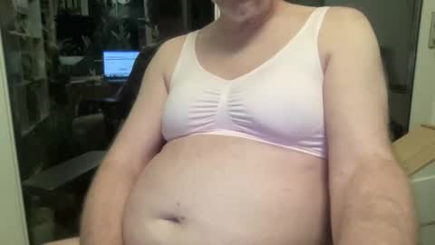 Snapshot of gummicasual chatting on 02.05.26 gummicasual online show from 02.05.26