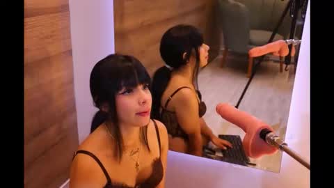 gummyluv online show from 11.28.25