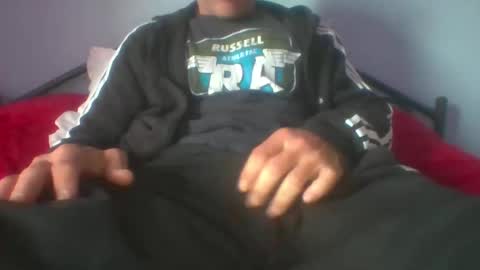 Snapshot of gunishment chatting on 02.09.25 gunishment online show from 02.09.25