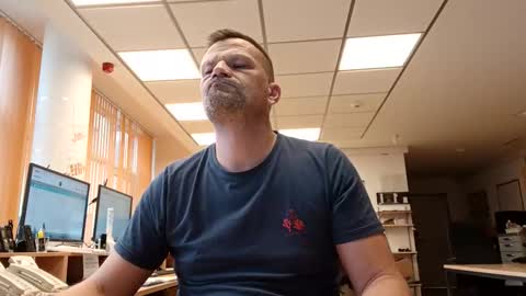 guschidick online show from 10.16.25