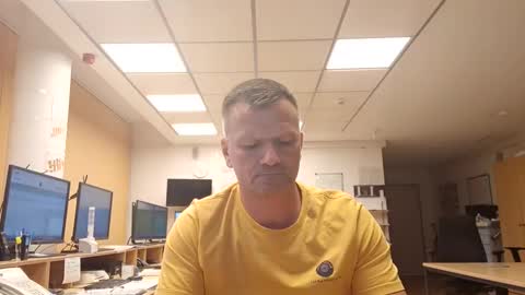 guschidick online show from 10.17.25