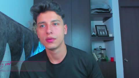 Snapshot of guy_twinks chatting on 01.19.25 Gabriel online show from 01.19.25