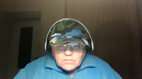 guyboy73 online show from 10.11.25