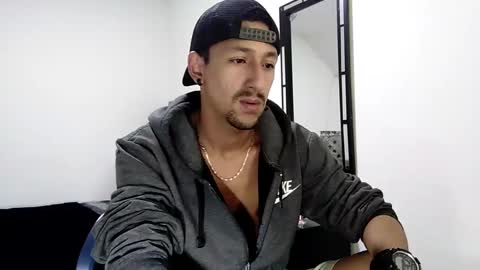 Snapshot of guykarim chatting on 12.31.24 karim online show from 12.31.24