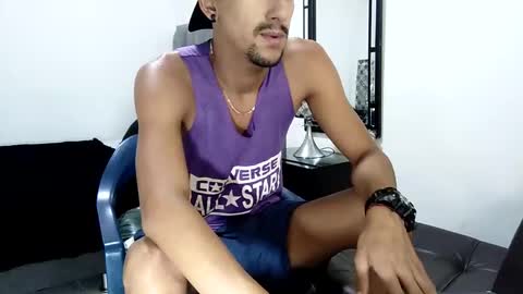 Snapshot of guykarim chatting on 01.27.25 karim online show from 01.27.25