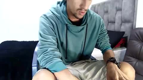 Snapshot of guykarim chatting on 02.13.25 karim online show from 02.13.25