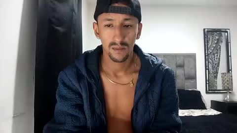 Snapshot of guykarim chatting on 01.07.26 karim online show from 01.07.26