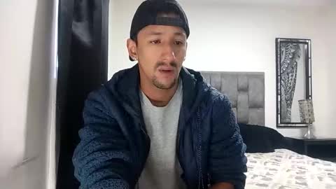 Snapshot of guykarim chatting on 01.17.26 karim online show from 01.17.26