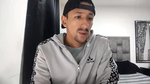 Snapshot of guykarim chatting on 02.19.26 karim online show from 02.19.26