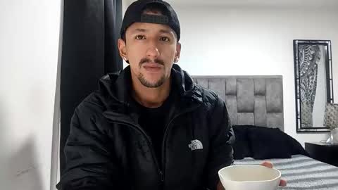 Snapshot of guykarim chatting on 02.25.26 karim online show from 02.25.26