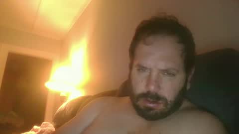 guynaked105 online show from 04.11.26