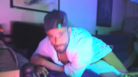 guyst049 online show from 03.09.26