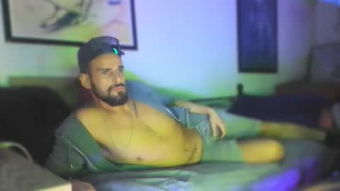 guyst049 online show from 03.13.26