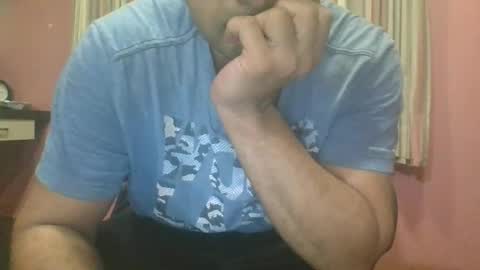 guywith85mm online show from 01.01.25