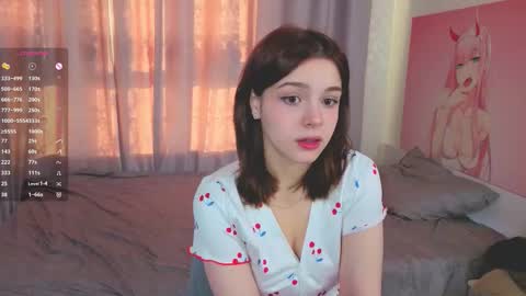 Snapshot of gwendolyndrews chatting on 10.16.25 Lisa online show from 10.16.25