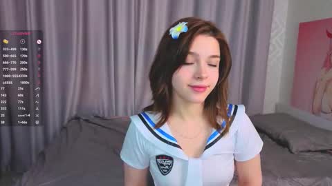 Snapshot of gwendolyndrews chatting on 10.18.25 Lisa online show from 10.18.25