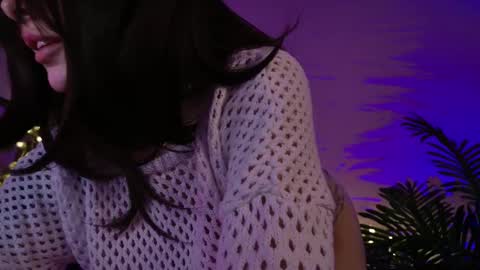 Snapshot of gwenhilton chatting on 02.27.25 gwenhilton online show from 02.27.25