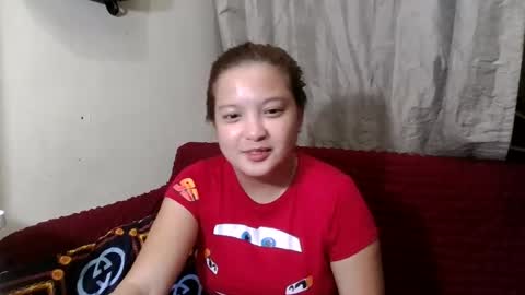 Snapshot of gwyneth2001 chatting on 06.14.26 Im Gwyneth From Philippines pinkheart69 online show from 06.14.26