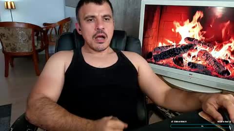 Snapshot of gymd4ddy chatting on 05.11.26 gymd4ddy online show from 05.11.26