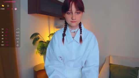 Snapshot of h0lyangel chatting on 09.14.25 Kelly  Lilly online show from 09.14.25