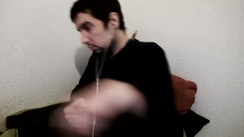 Snapshot of h1dden_reality chatting on 03.10.25 h1dden_reality online show from 03.10.25