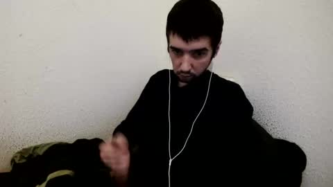 Snapshot of h1dden_reality chatting on 03.12.25 h1dden_reality online show from 03.12.25