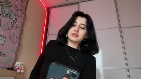 Snapshot of h3l9a_pataki chatting on 05.28.26 Helga online show from 05.28.26