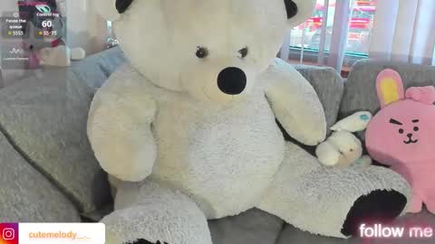 Hello Kitty online show from 02.04.26