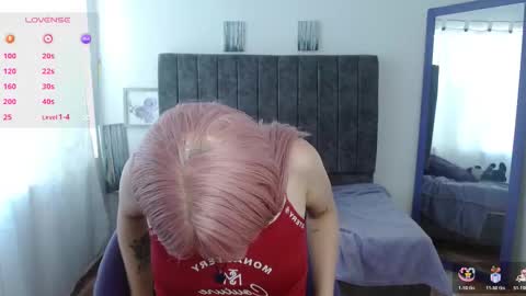 Snapshot of hadde01 chatting on 01.19.26 Hadde online show from 01.19.26