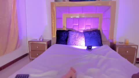 Kendal online show from 02.10.25